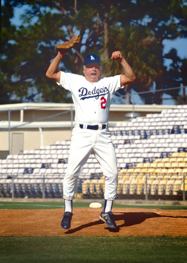 3b8ee155-1d8c-49df-a6cb-6a0a515aa889-022191_lasorda_jumps_CP.jpg