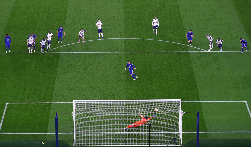 Tottenham-0-1-Chelsea-penal-de-Jorginho-y-crisis-para-Mourinho.jpg