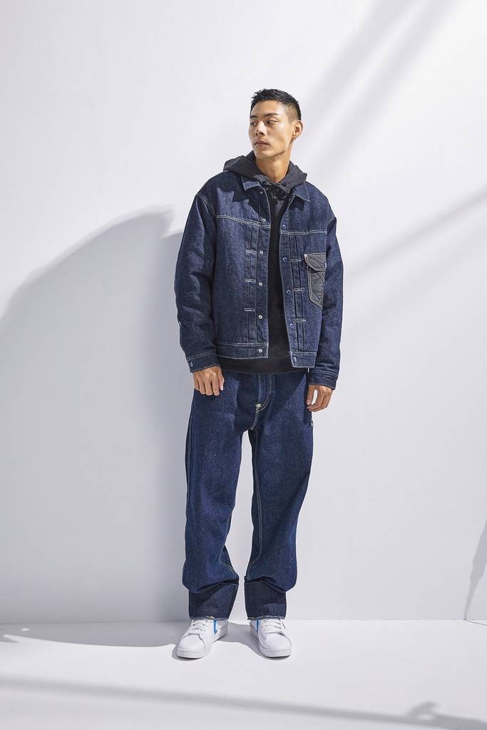 LEVI’S11.jpg