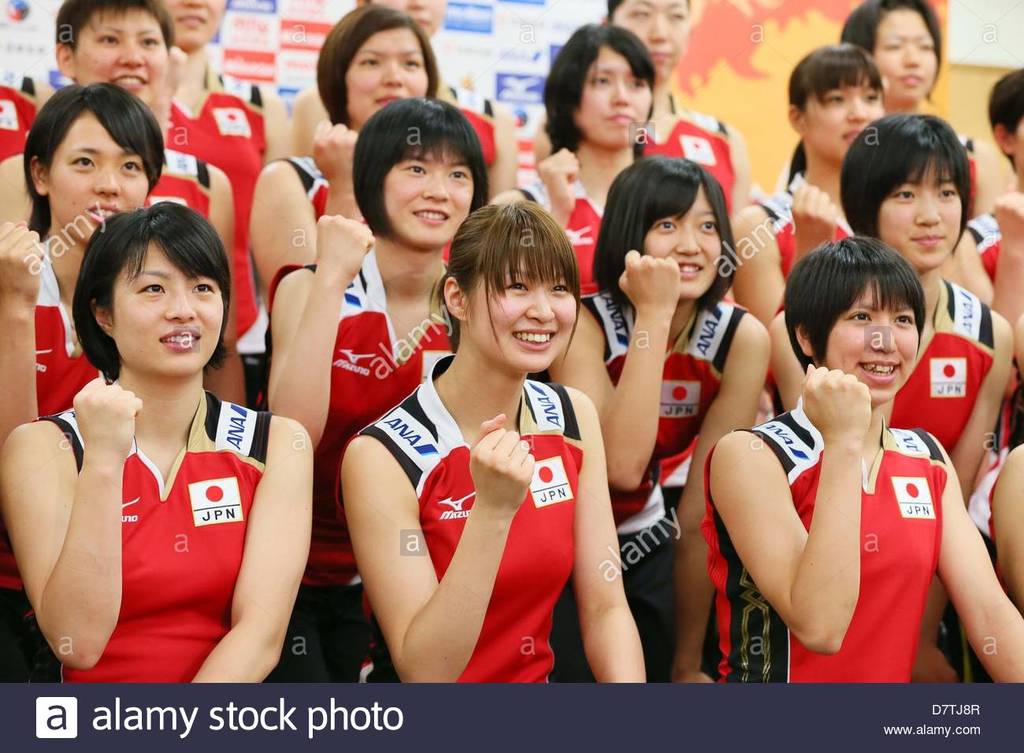 japan-womens-team-group-jpn-may-13-2013-volleyball-a-press-conference-D7TJ8R.jpg