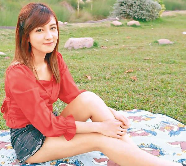 陳嘉倩又靚又叻，難怪會電到鍾培生暈陀陀！.jpg