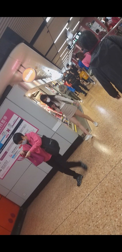 Screenshot_20210402-234537_Video Player.jpg