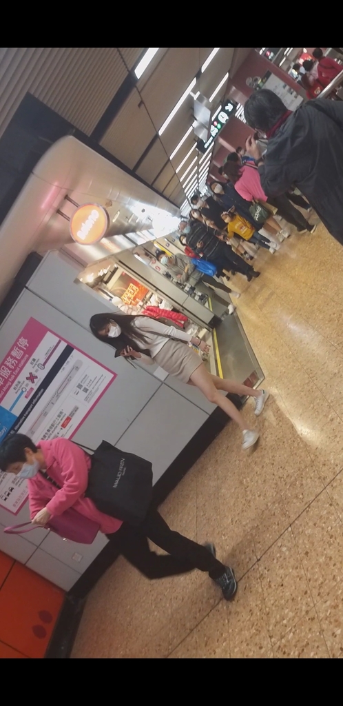 Screenshot_20210402-234544_Video Player.jpg