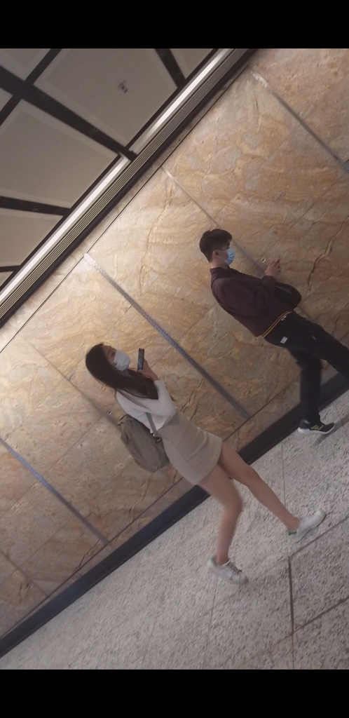 Screenshot_20210402-234807_Video Player.jpg