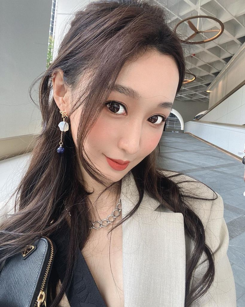lok_lokyii_p_2544371261358964018_7_2544371256845684230.jpg