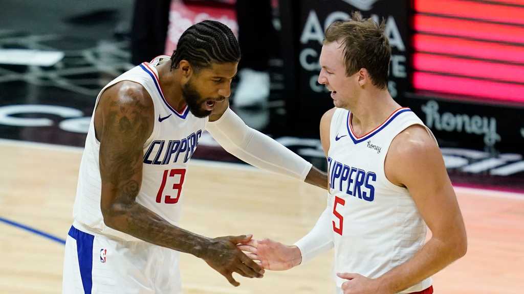bf40471b-bddc-4a38-84e9-0bea622a5735-AP_Timberwolves_Clippers_Bas.jpg