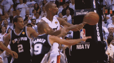 v2-bd7f3e6be7e827f8bba4e53ad7d51dec_hd.gif