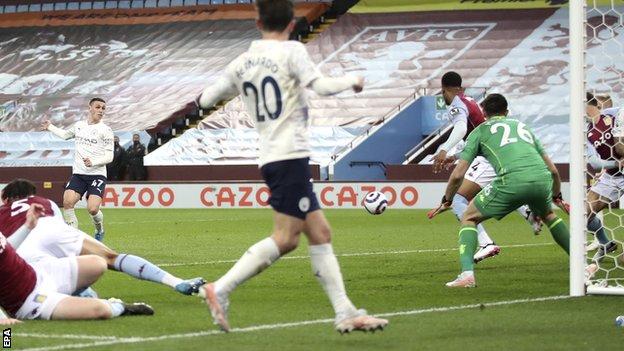 _118149027_phil_foden.jpg