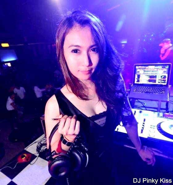 DJ-Pinky-Kiss-Nana-Disco-Bangkok.jpg