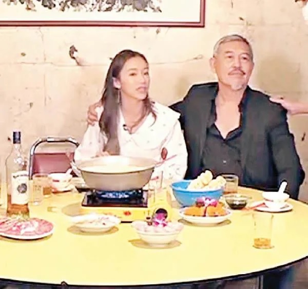 Ben Sir被帶走，曾淑雅被迫陪「江湖大佬」飲酒。.jpg