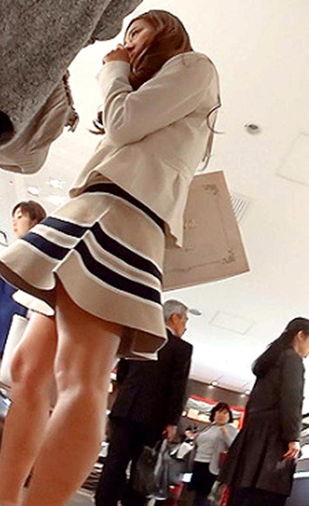 Sexy-Asian-Girl-Upskirt.jpg