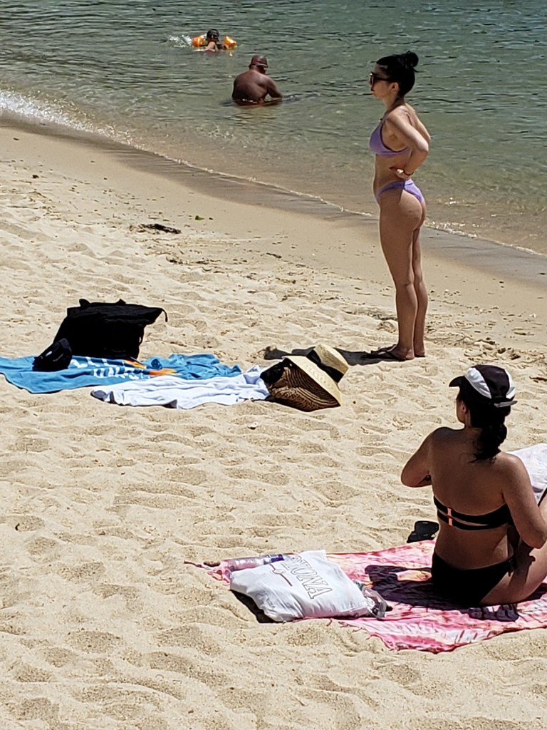 Beach2Lady_1.jpg
