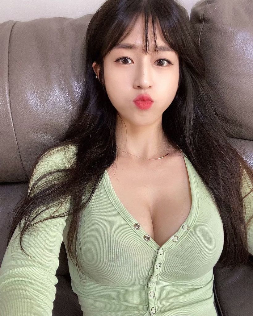 M2.jpg
