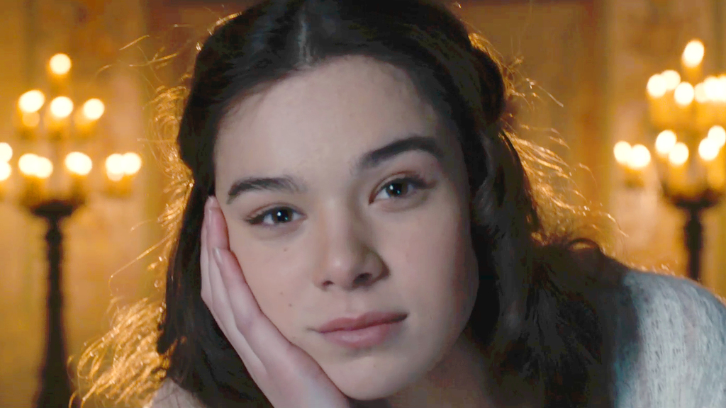 Romeo&Juliet_Hailee Steinfeld Featurette.jpg