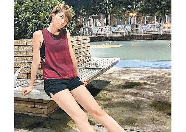 蘇皓兒動靜皆宜，難怪咁得少男鍾意。.jpg