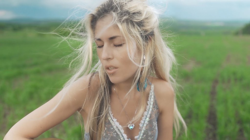 Julia Westlin.jpg