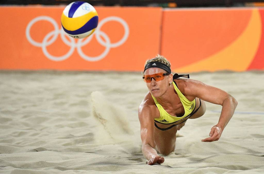 beach volleyball1.jpg