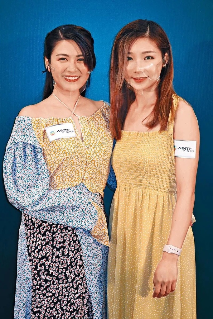 江嘉敏（左）與簡淑兒堪稱廚房「黑」星。.jpg