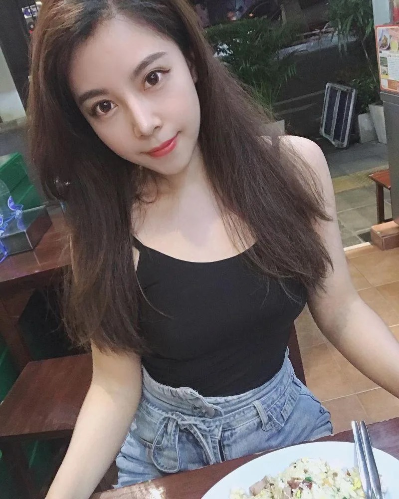 2 古婉蓁長相甜美、身材姣好，生活照常被各大論壇和粉絲團轉載。.jpg.jpg