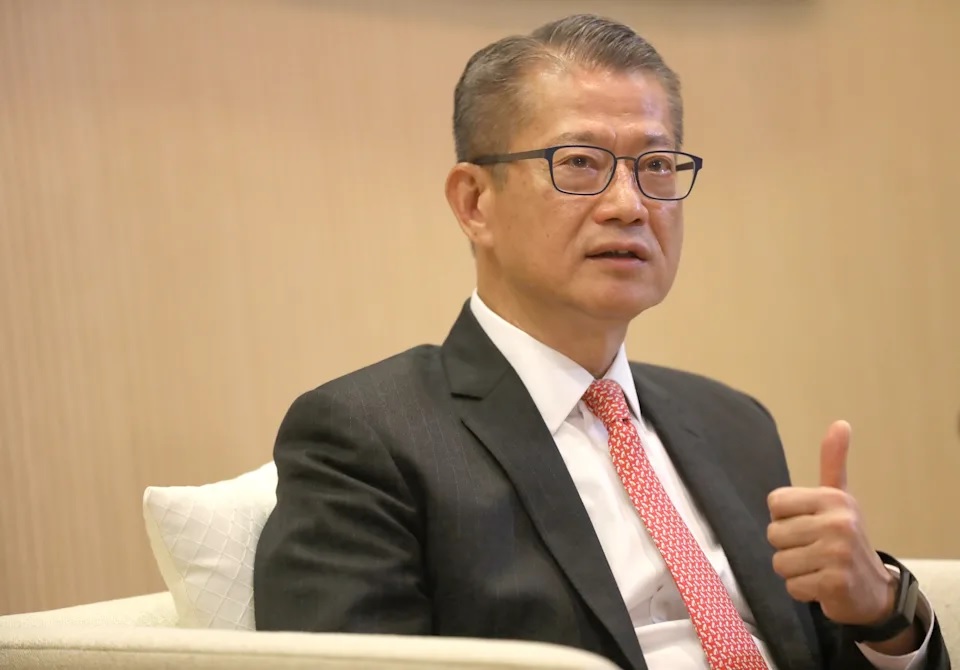 陳茂波：逾500萬市民收到第二期消費券 因應形勢會否加碼.jpg