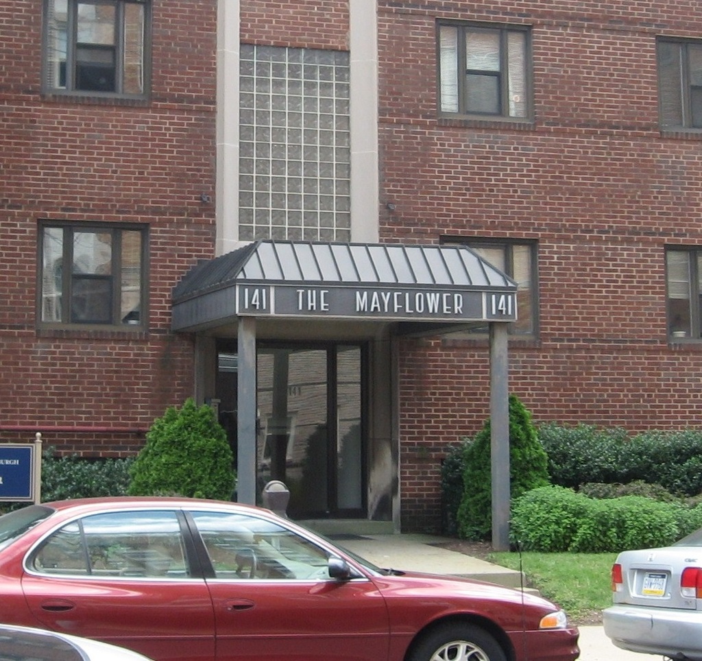 MayflowerApartments_Pitt2.jpg