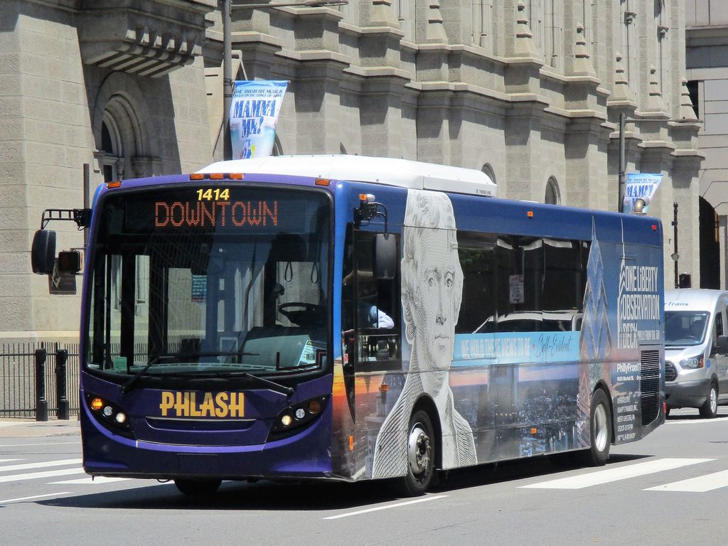 599719632.jpg