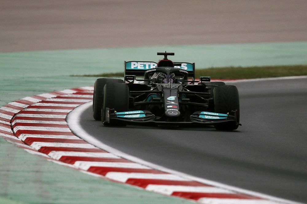 lewis-hamilton-mercedes-w12-1.jpg