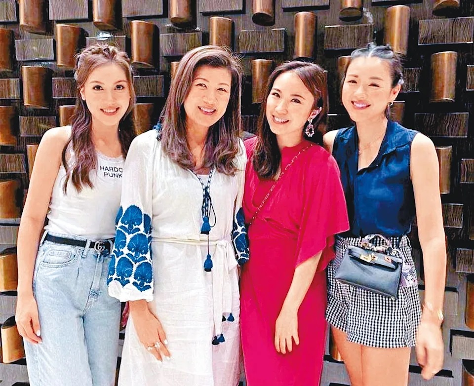 宋宛穎及陳茵媺的打扮同樣青春。.jpg