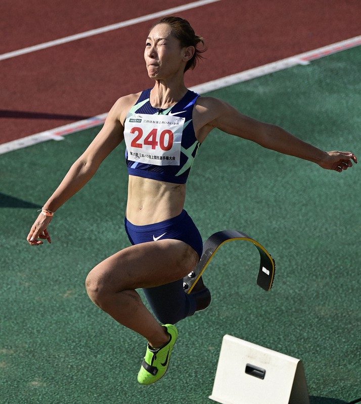 中西麻耶1.jpg