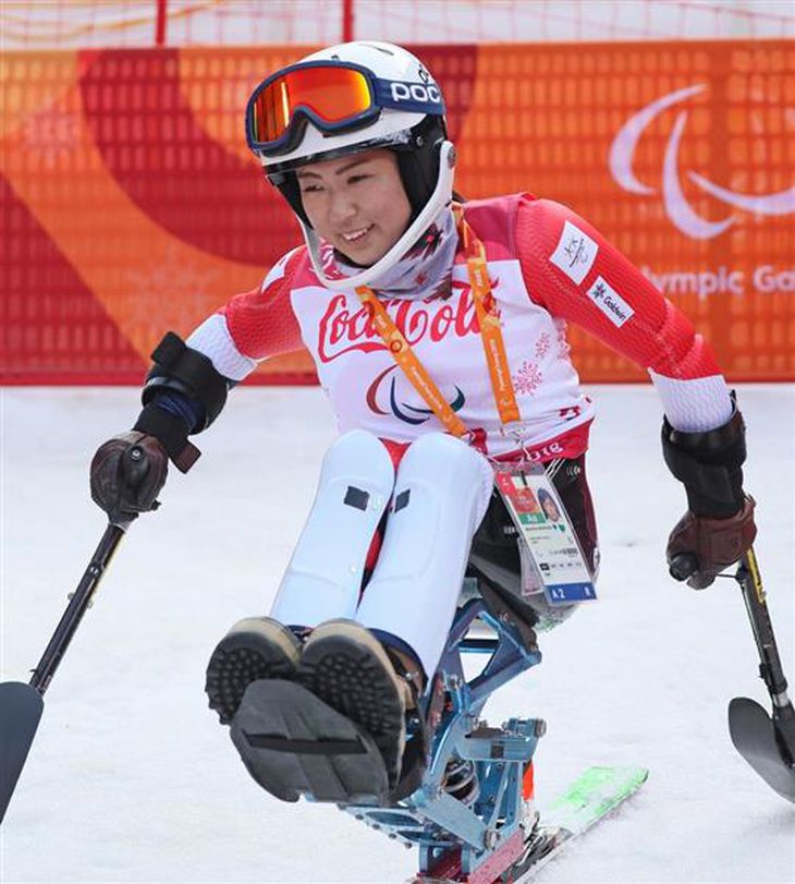 村岡桃佳2.jpg