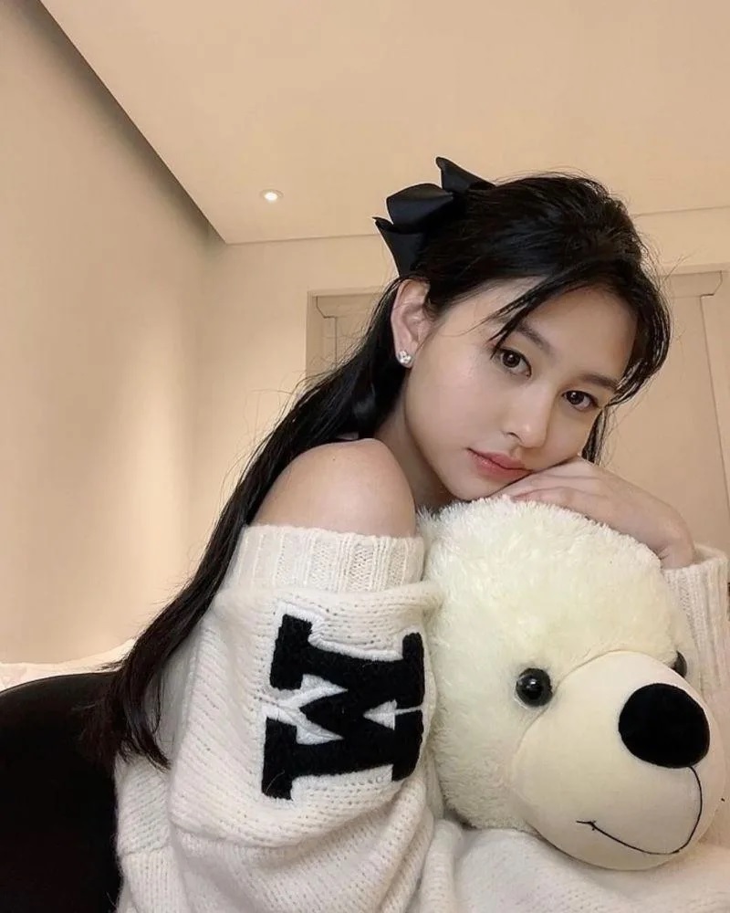 4 沈月有雙媚眼。.jpg