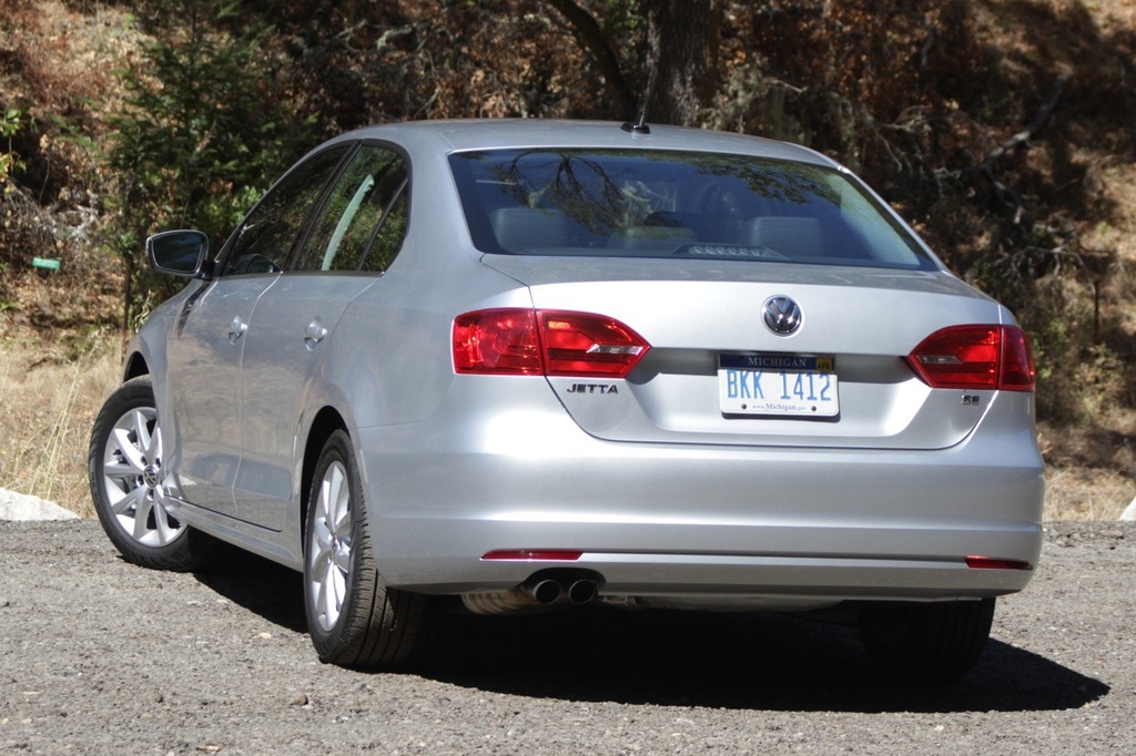2014-vw-jetta-1-8-fd-04-1.jpg