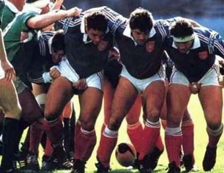 someone-grabbed-the-wrong-ball-photo-u1.jpeg