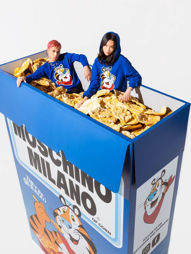 MOSCHINO01.jpg