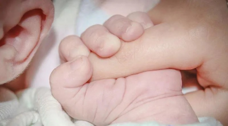 2 大陸一名父親因為姓「死」，為孩子取名時感到非常尷尬。.jpg