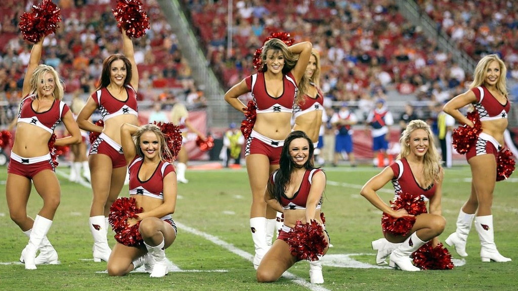 arizona-cardinals-cheerleaders-454110192jpg.jpg