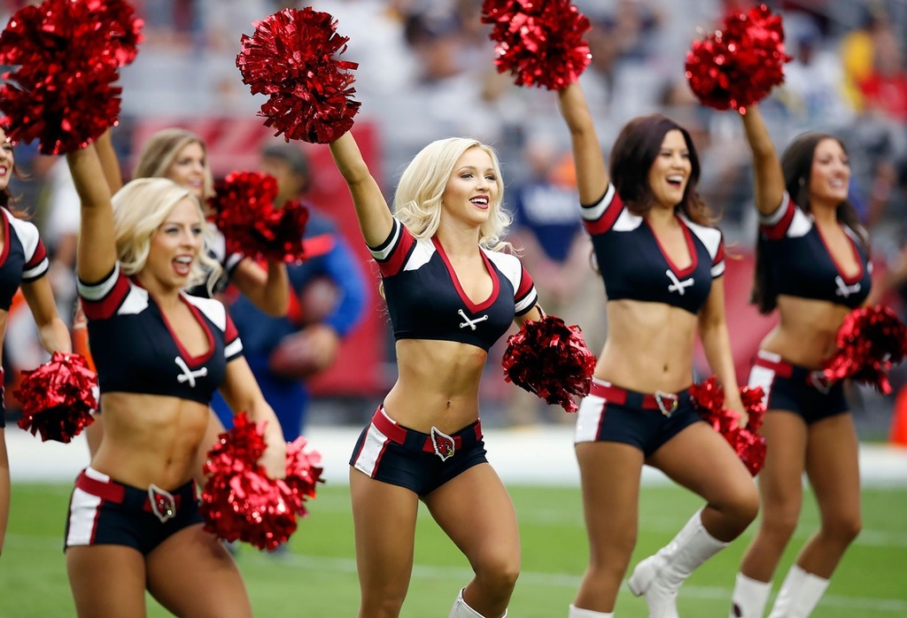 arizona-cardinals-cheerleaders-ap-cheerleaders-287573355.jpg