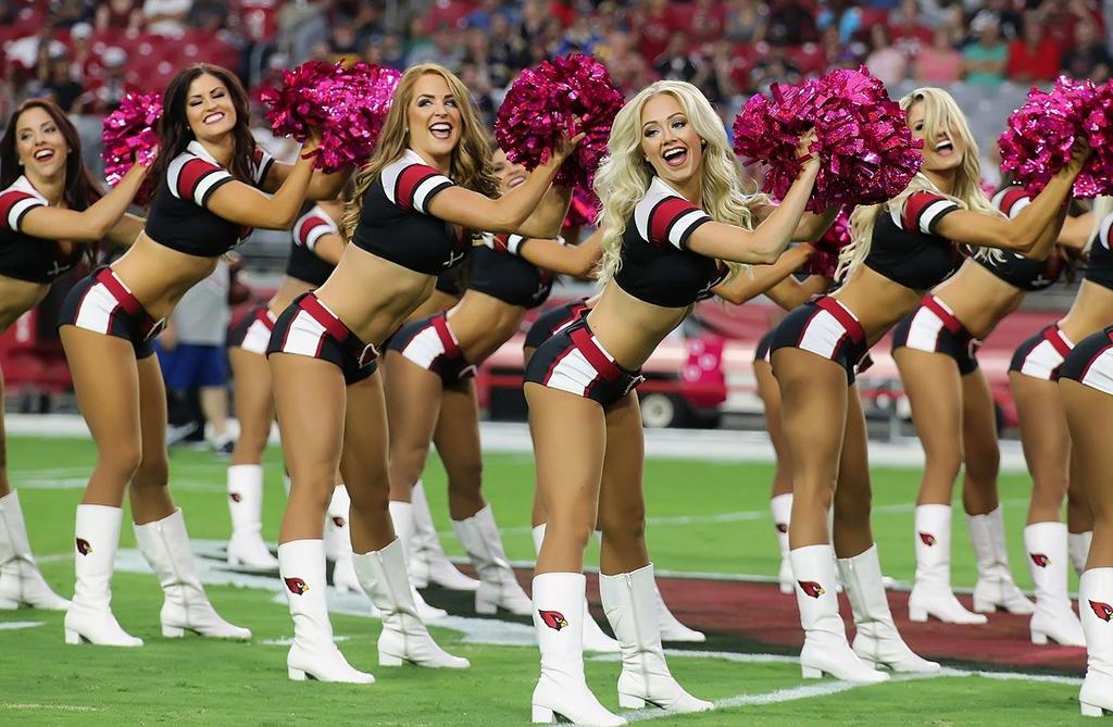 Arizona-Cardinals-cheerleaders-Cards_Cheer_100415-YDX_1011.jpg