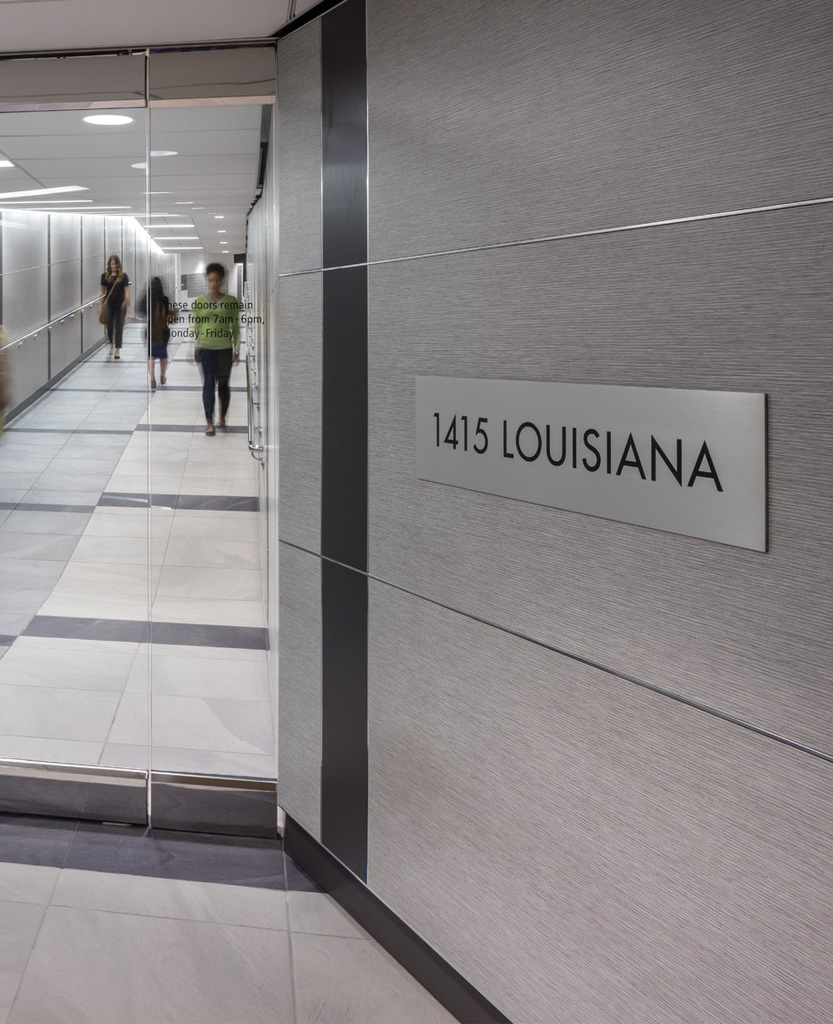 1415-LOUISIANA-Corporate-Interior-Entry-Hallway-2.jpg