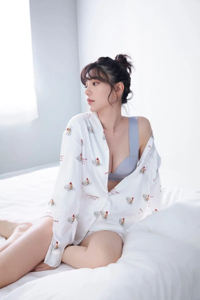 2 ▲郭雪芙拍攝性感內衣形象照。（圖／HASHTAG 提供）.jpg