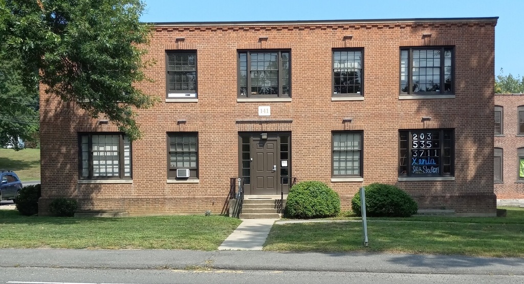 141-S-Main-St CT.jpg