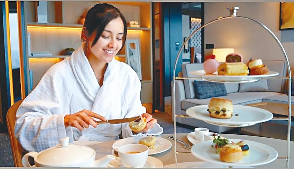 3 謝嘉怡貼出staycation的舊照，望疫情消退能再去玩。.jpg