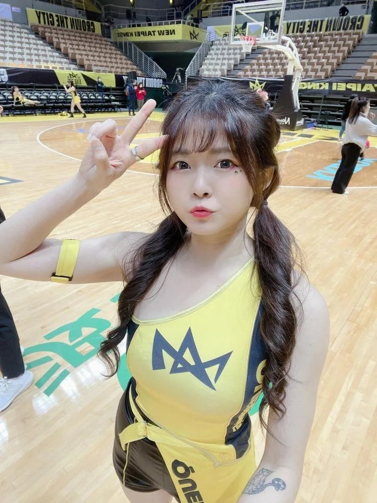 2 廷廷時常在臉書和粉絲們分享生活點滴。.jpg