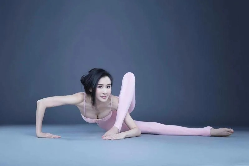 1 53歲蕭薔認了新戀情。（圖／珍世美學慈善基金會提供）.jpg