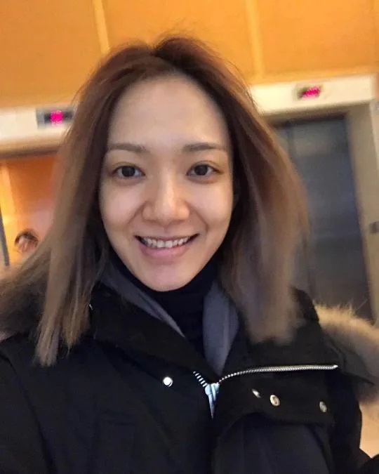 1a 王君馨素顏.jpg