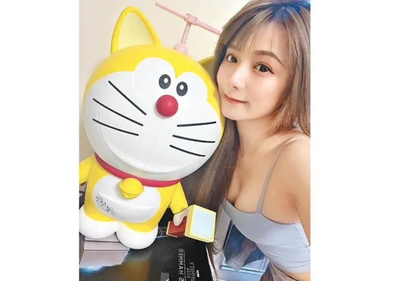 3 解婕翎曾做藝人，口齒伶俐。.jpg