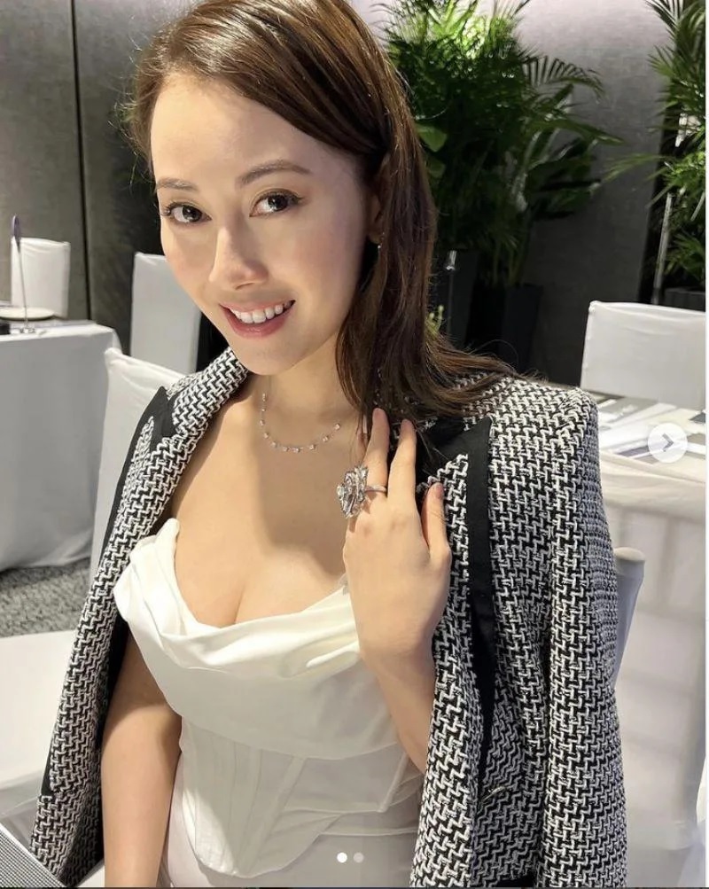 3 袁嘉敏曾在導演面前脫到只剩下內褲。（圖／袁嘉敏IG）.jpg