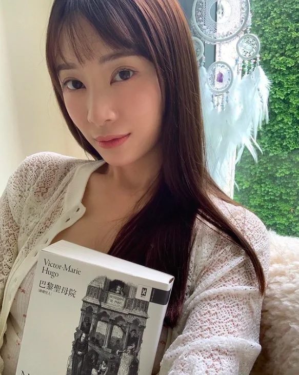 4 捲入鍾培生袁嘉敏糾紛 葉蒨文靠努力由「同學甲」變「島大四美」.jpg.jpg