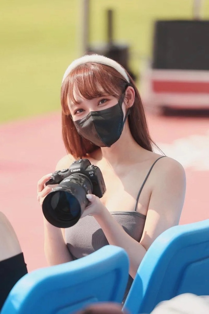 1 林襄到球場探班，拍下姐妹們的倩影。（圖／林襄臉書）.jpg