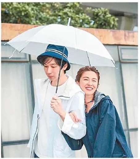 3 江嘉敏與Anthony分手又受腳傷，可謂雙重打擊！.jpg